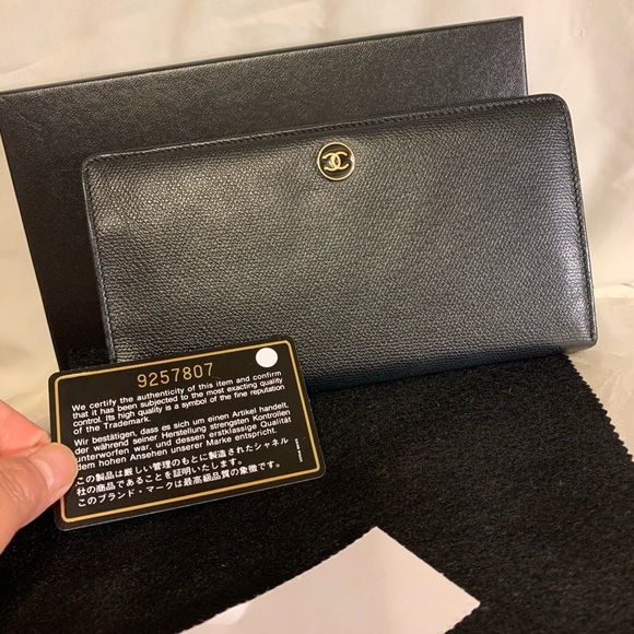 CHANEL Handbags - Chanel caviar wallet SOLD TO TRADESY ❤️❤️❤️